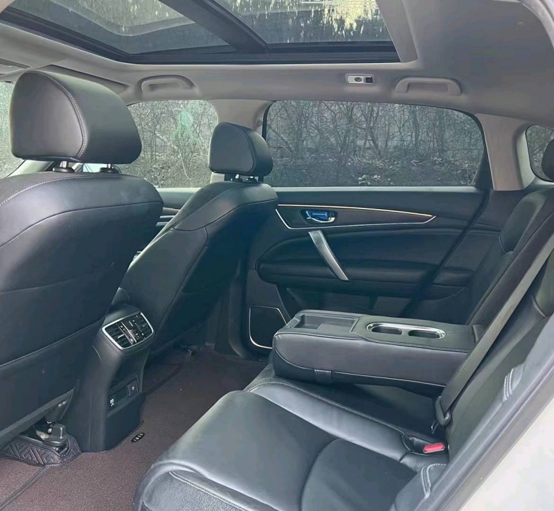 青岛19年本田冠道4