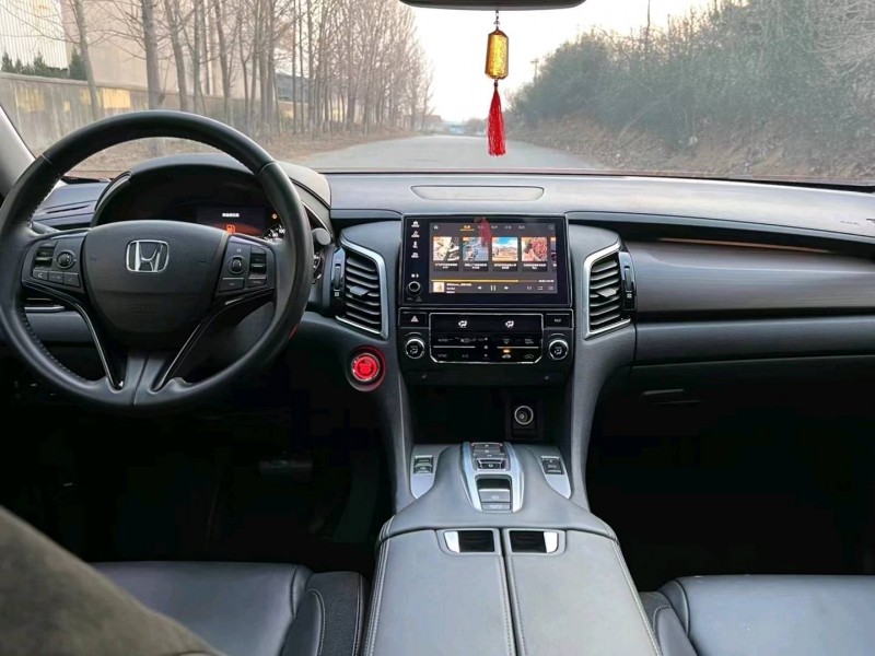 青岛19年本田冠道5