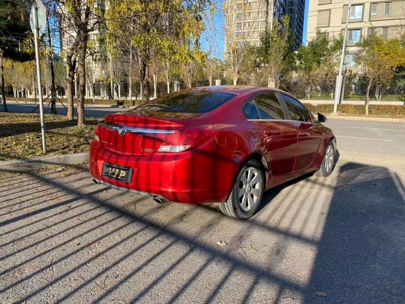 沈阳10年别克君威5