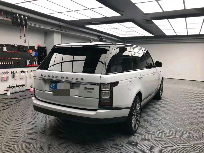 广州17年路虎揽胜行政7