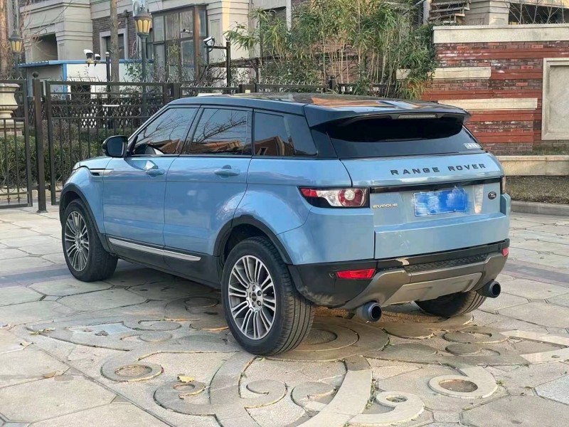 青岛12年路虎揽胜3