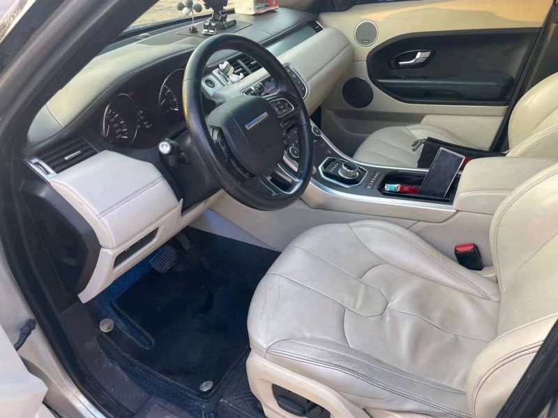 青岛12年路虎揽胜8