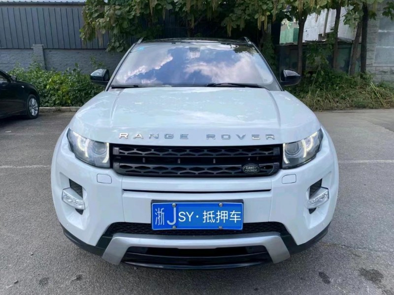 沈阳14年路虎极光1