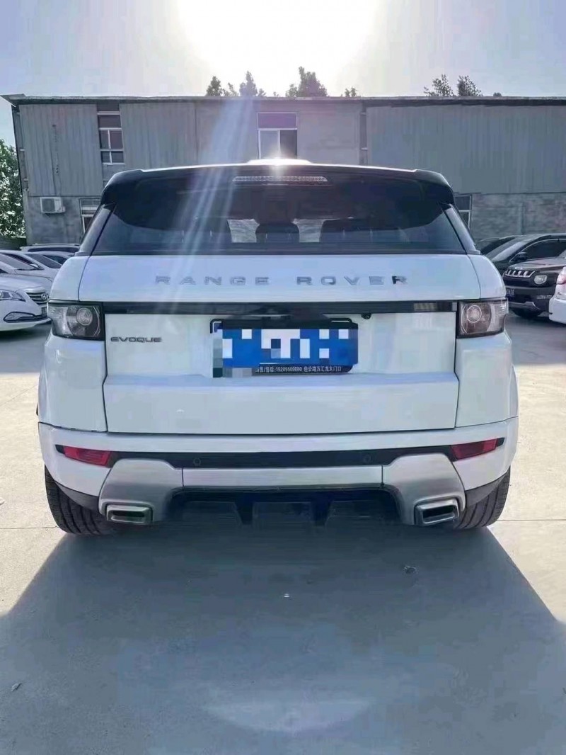 北京16年路虎极光1