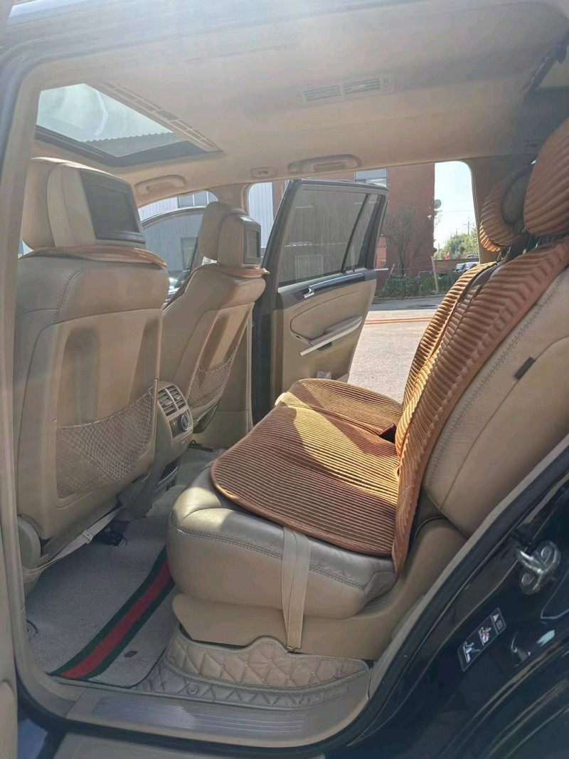 沈阳07年奔驰GL9