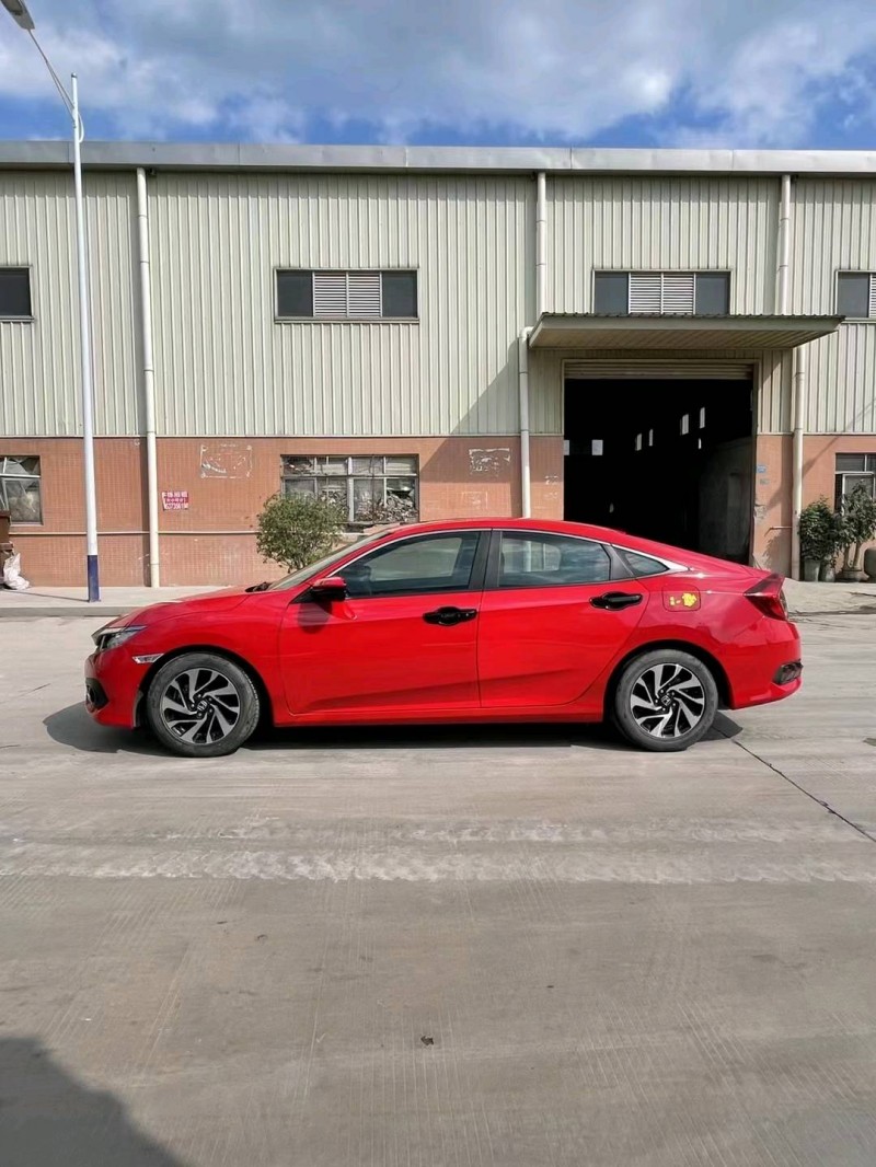 东莞19年本田思域8