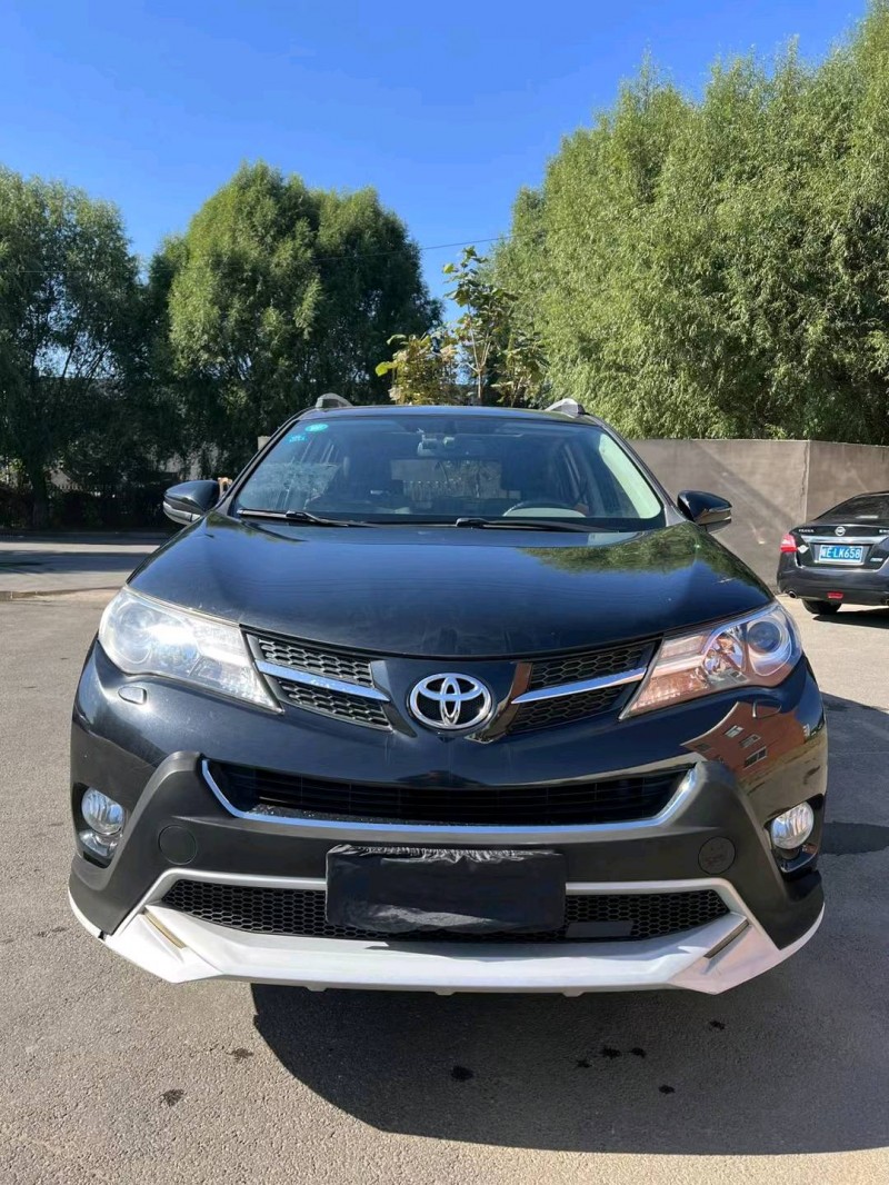 沈阳18年丰田RAV4荣放1