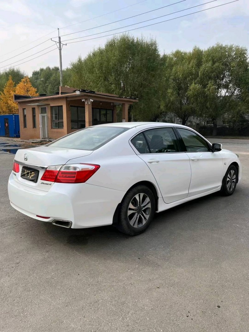 沈阳16年本田雅阁4