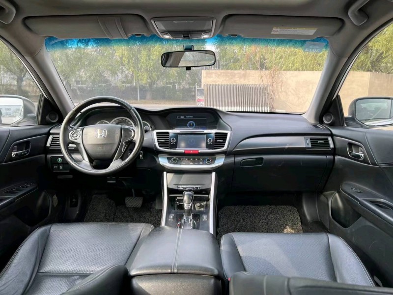 沈阳16年本田雅阁7