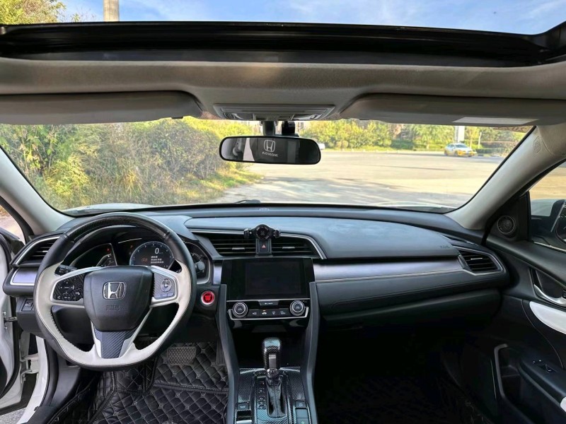 沈阳19年本田思域3