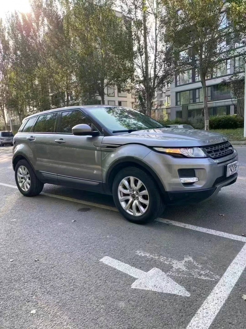 沈阳14年路虎极光2