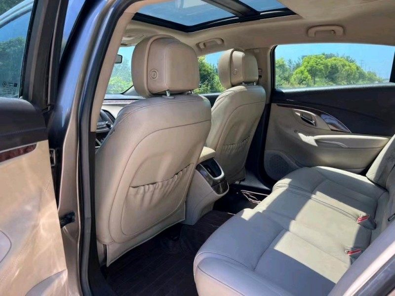 盐城15年别克君越7