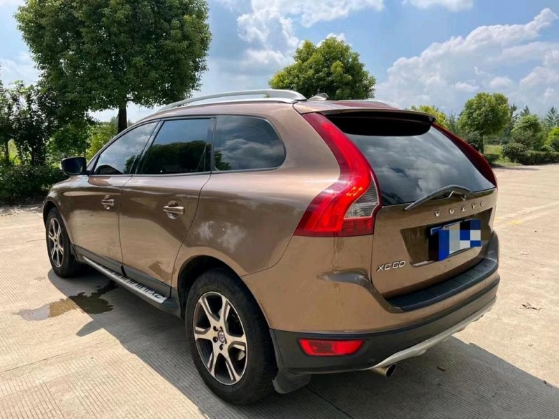 盐城12年沃尔沃XC604