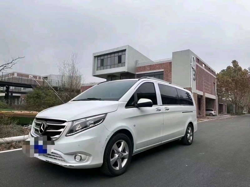 枣庄17年奔驰威霆3