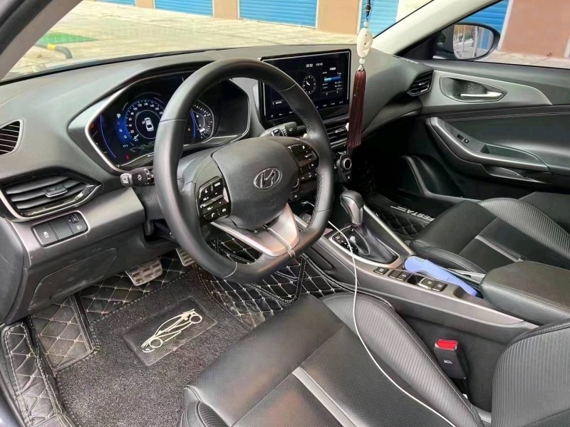 邯郸19年现代菲斯塔5