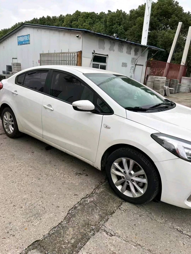 邯郸19年起亚K33