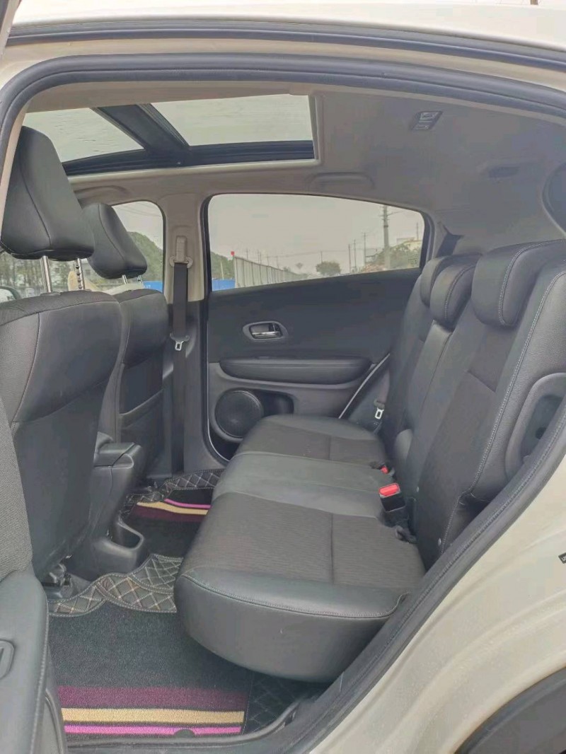 邯郸21年本田缤智5