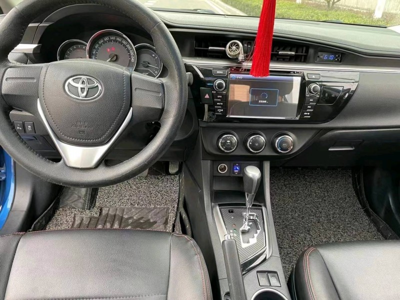 宜昌17年丰田雷凌4