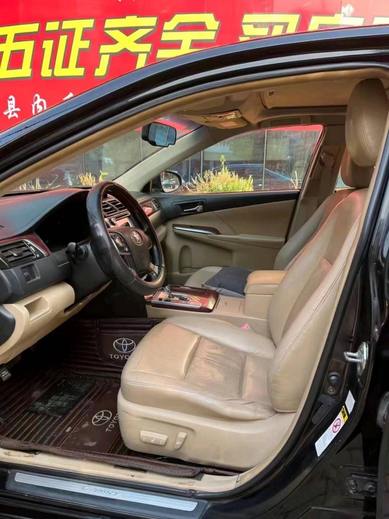 邯郸14年丰田凯美瑞4