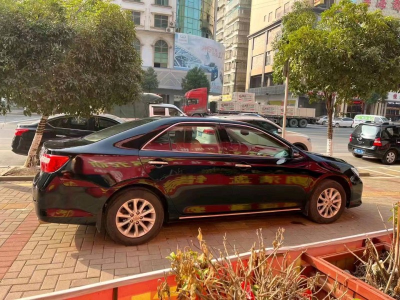 邯郸14年丰田凯美瑞8