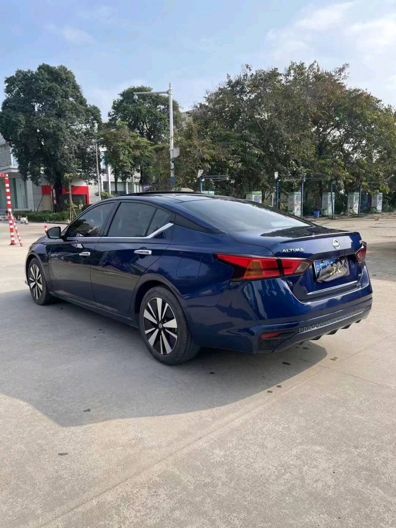 邯郸21年日产天籁4