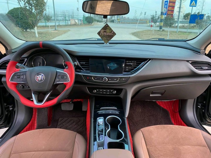 徐州21年别克君威6