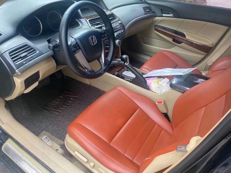 邯郸11年本田雅阁3