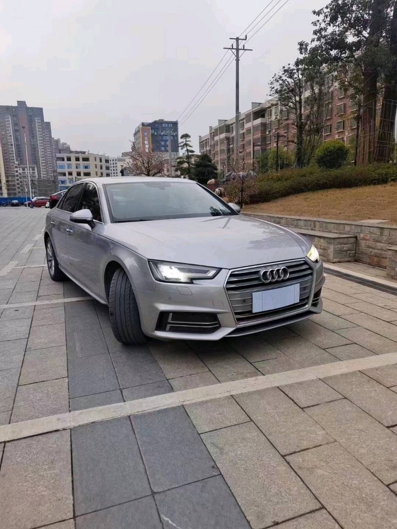 邢台18年奥迪A4L4