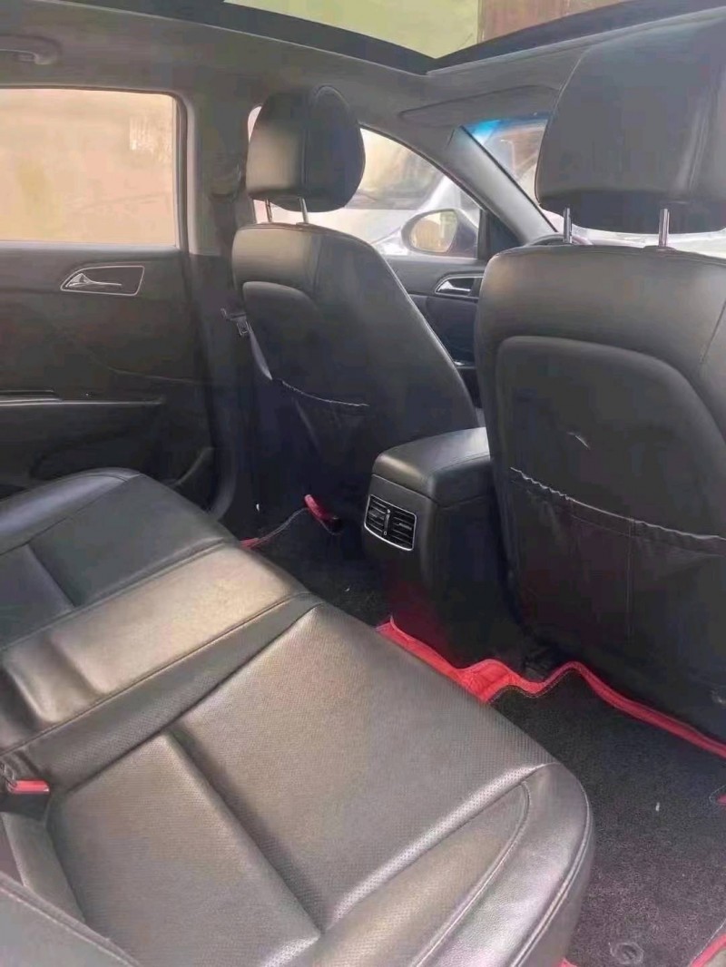 邯郸16年现代名图4