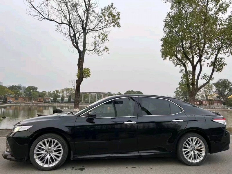 邯郸19年丰田凯美瑞2