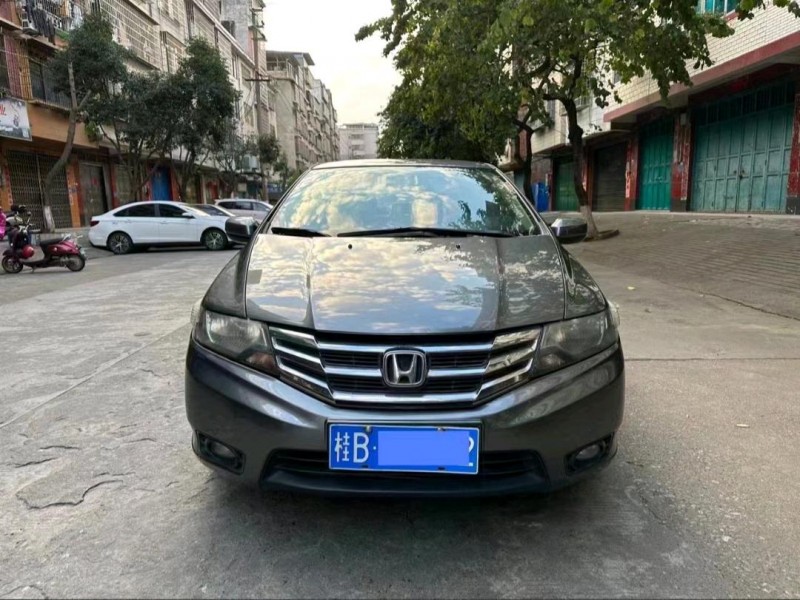 邢台14年本田锋范1