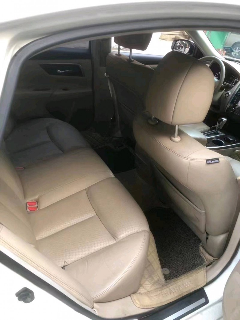 邯郸13年日产瑞骐4