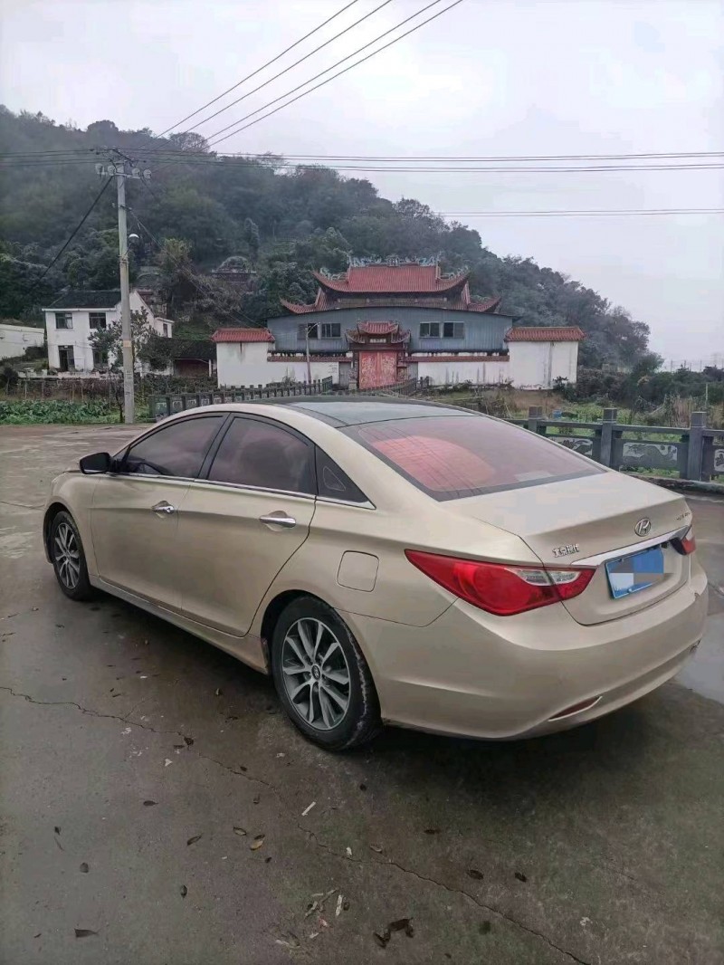 邯郸13年现代索纳塔八8