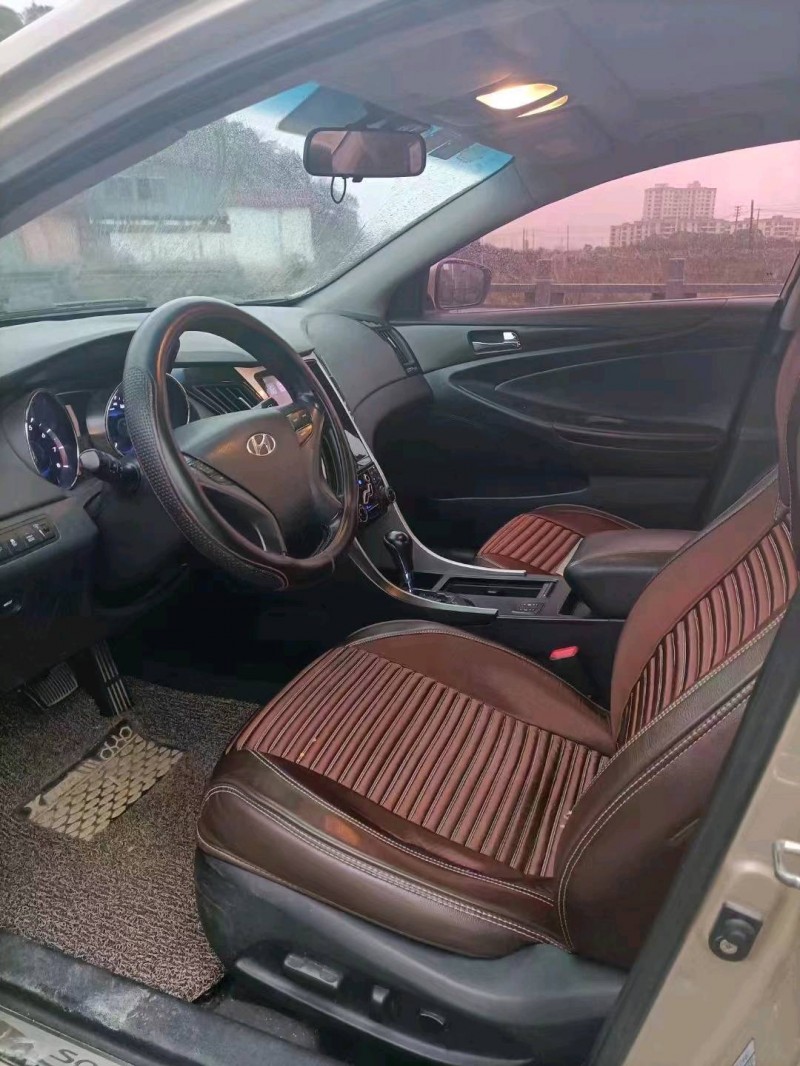 邯郸13年现代索纳塔八9