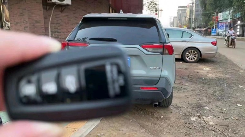 邯郸20年丰田RAV4荣放2