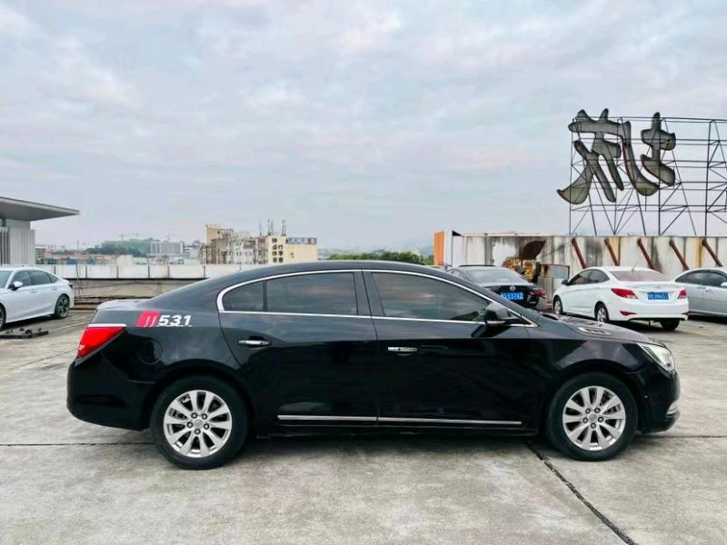 东莞15年别克君越7