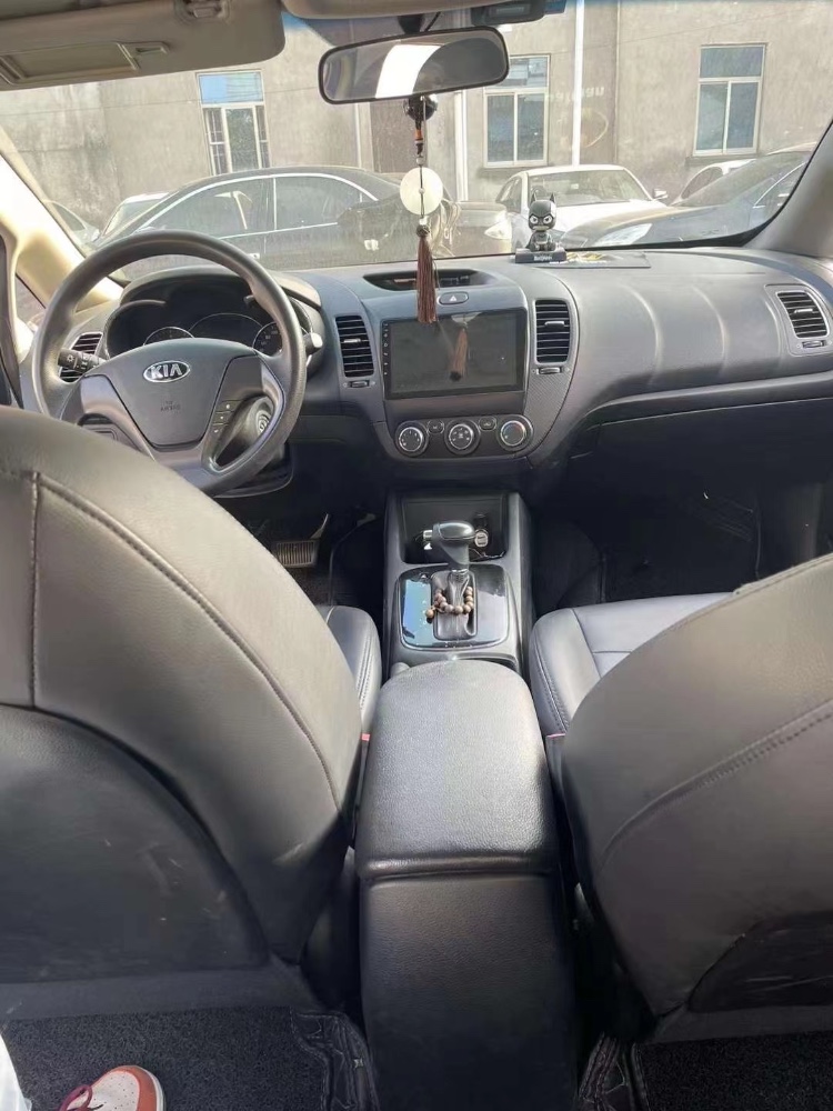 嘉兴16年起亚K26