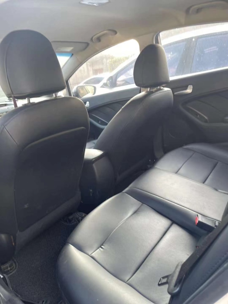 嘉兴16年起亚K27