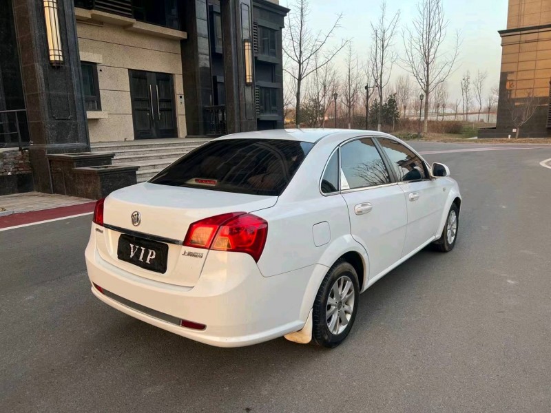 廊坊13年别克凯越1