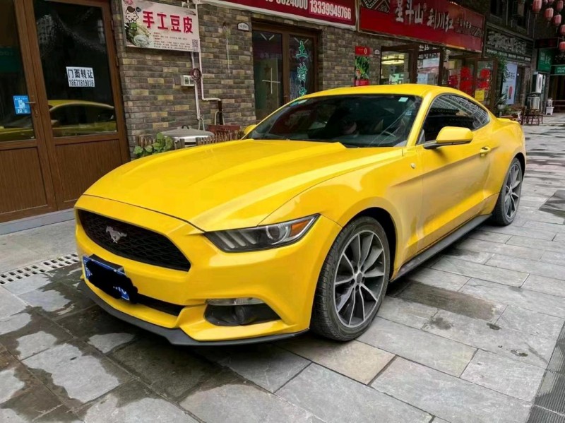 成都15年福特野马3