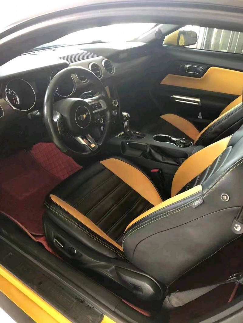 成都15年福特野马5