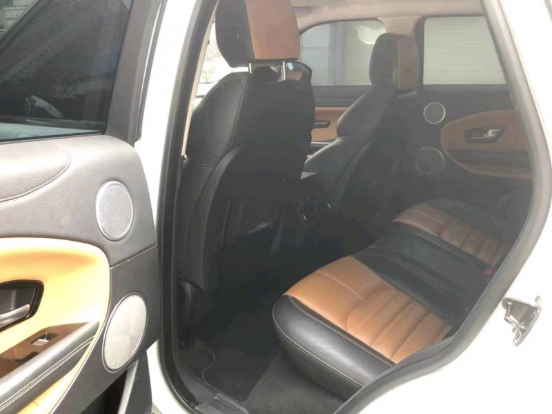 珠海17年路虎极光3