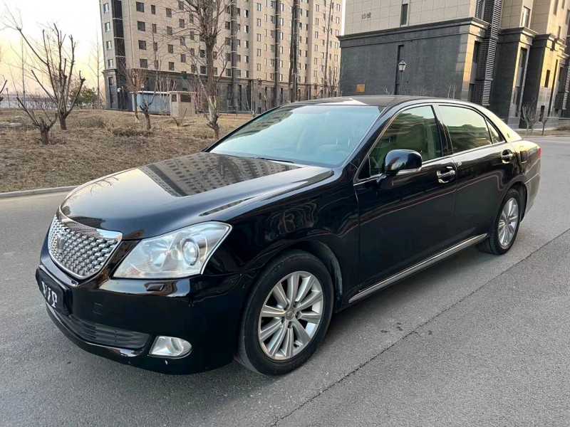 廊坊12年丰田皇冠2