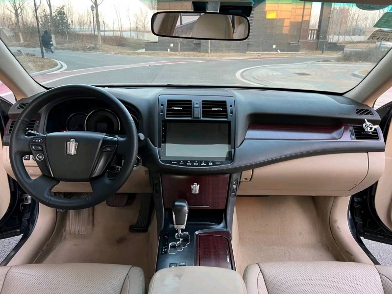 廊坊12年丰田皇冠4