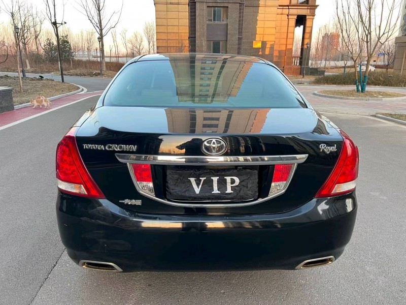 廊坊12年丰田皇冠9