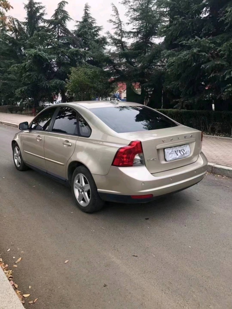 枣庄12年沃尔沃S403