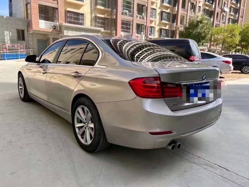 保定15年宝马3系8