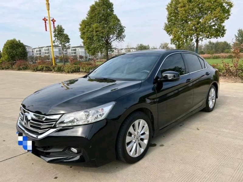 盐城14年本田雅阁6