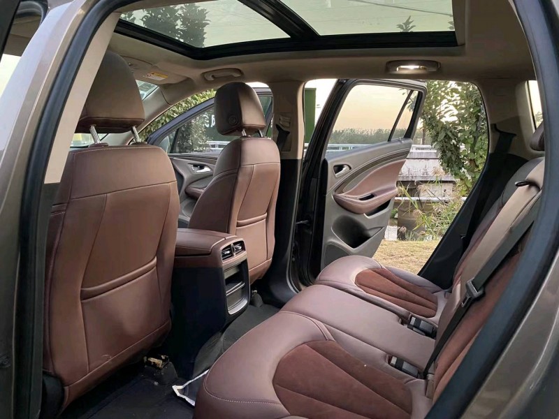 徐州17年别克昂科威5