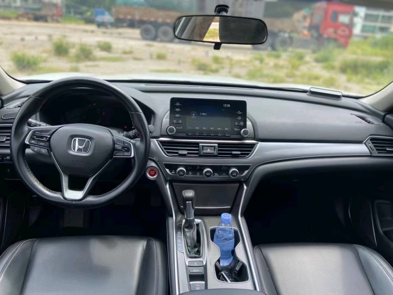 广州20年本田雅阁8